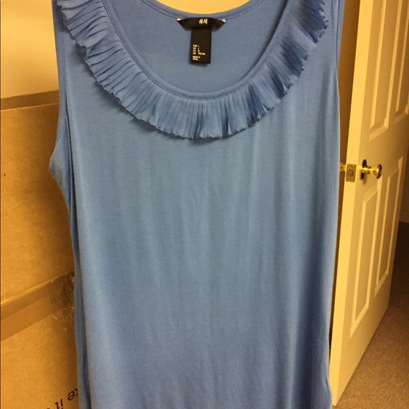 H&M Tops - Fancy shirt by famous designer